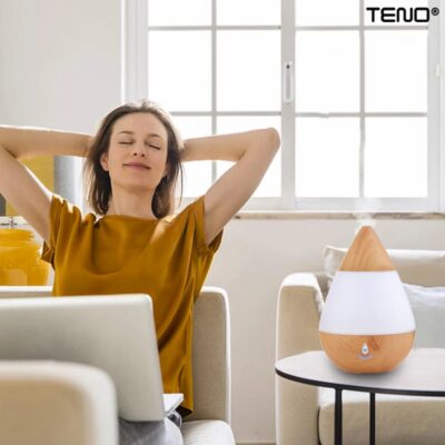 Difuzor Aromaterapie, Umidificator Silentios, 7 Culori LED cu Lumini Dinamice, Buton on/off, 235ml, Stejar Deschis, TENO214