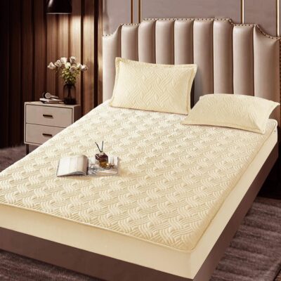 Husa Pat Matlasata cu Elastic, Topper, 180 x 200cm, Bej, J23501