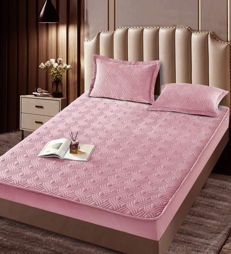 Husa Pat Matlasata cu Elastic, Topper, 180 x 200cm, Roz, J23500